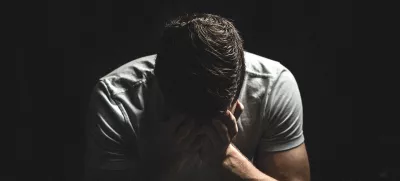 Žalovanje. fotografija je simbolična.