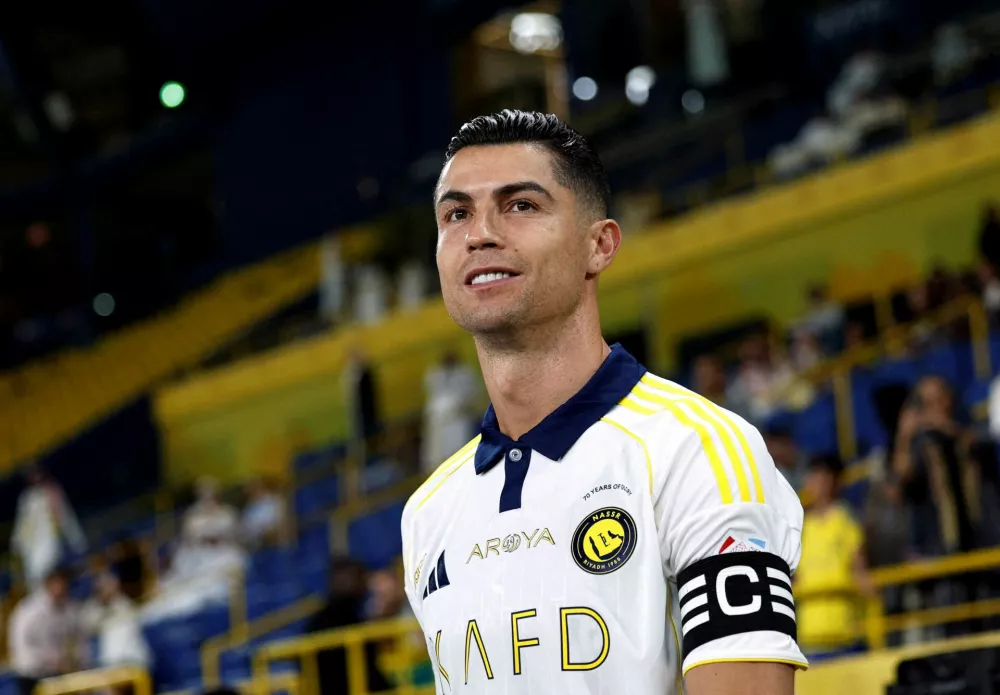 FILE PHOTO: Soccer Football - Saudi Pro League - Al Nassr v Al Khaleej - Al-Awwal Park, Riyadh, Saudi Arabia - May 21, 2025 Al Nassr's Cristiano Ronaldo before the match REUTERS/Hamad I Mohammed/File Photo