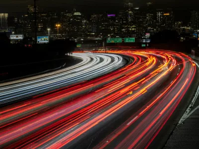 Car traffic is seen during rush hour in downtown San Francisco, California, U.S., July 29, 2025. REUTERS/Carlos Barria   TPX IMAGES OF THE DAY / Foto: Carlos Barria