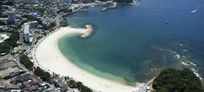 Photo taken from a Kyodo News helicopter shows a deserted bathing beach in Shirahama in the western Japan prefecture of Wakayama on July 30, 2025, after the Japan Meteorological Agency issued a tsunami warning for the country's Pacific coast following a powerful earthquake off Russia's Kamchatka Peninsula, in this photo taken by Kyodo. Mandatory credit Kyodo/via REUTERS ATTENTION EDITORS - THIS IMAGE HAS BEEN SUPPLIED BY A THIRD PARTY. MANDATORY CREDIT. JAPAN OUT. NO COMMERCIAL OR EDITORIAL SALES IN JAPAN.