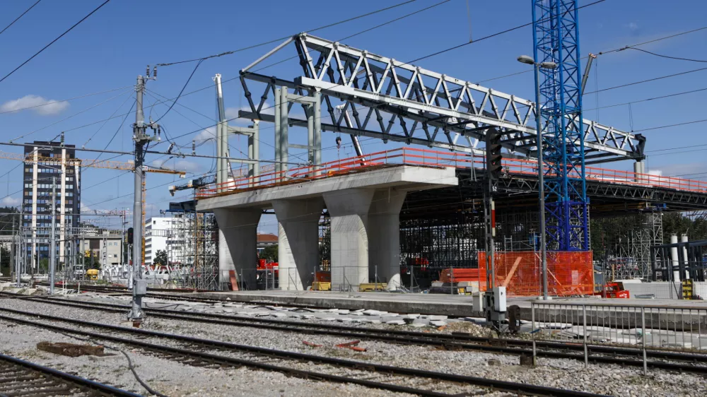 23.07.2025 nova stre&scaron;na konstrukcija, železni&scaron;ka postaja Ljubljana Foto Luka Cjuha