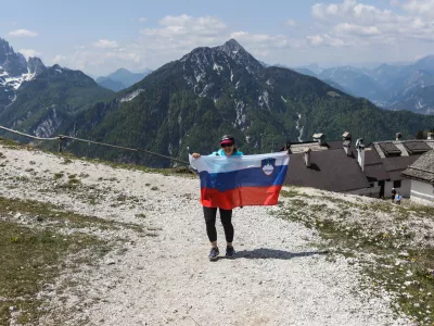 - Slovenski navijači.- 27.05.2023 - Kolesarska dirka po Italiji Giro d'Italia 2023 &ndash; 20. etapa - gorski kronometer Trbiž - Svete Vi&scaron;arje (18,6 km),//FOTO: Bojan Velikonja
