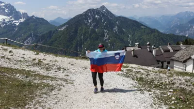- Slovenski navijači.- 27.05.2023 - Kolesarska dirka po Italiji Giro d'Italia 2023 &ndash; 20. etapa - gorski kronometer Trbiž - Svete Vi&scaron;arje (18,6 km),//FOTO: Bojan Velikonja