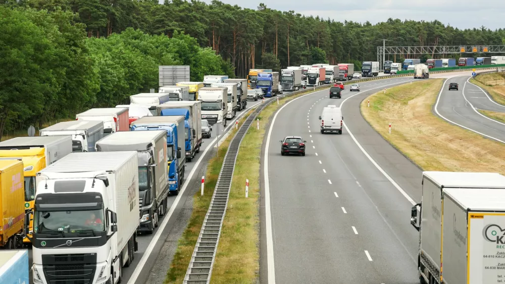 Trucks queue due to the German border controls, on the day temporary controls began on the Polish borders with Germany and Lithuania in an effort to stem, what the government says, is an increasing number of undocumented migrants, near Polish-German border, near Slubice, Poland, July 7, 2025. REUTERS/Lisi Niesner
