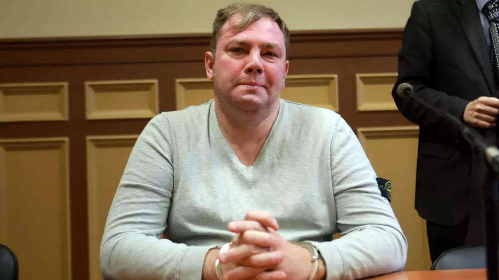 Nad računalnika iz radovednosti​​