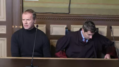 Sprla sta se zaradi napačno parkiranega avta