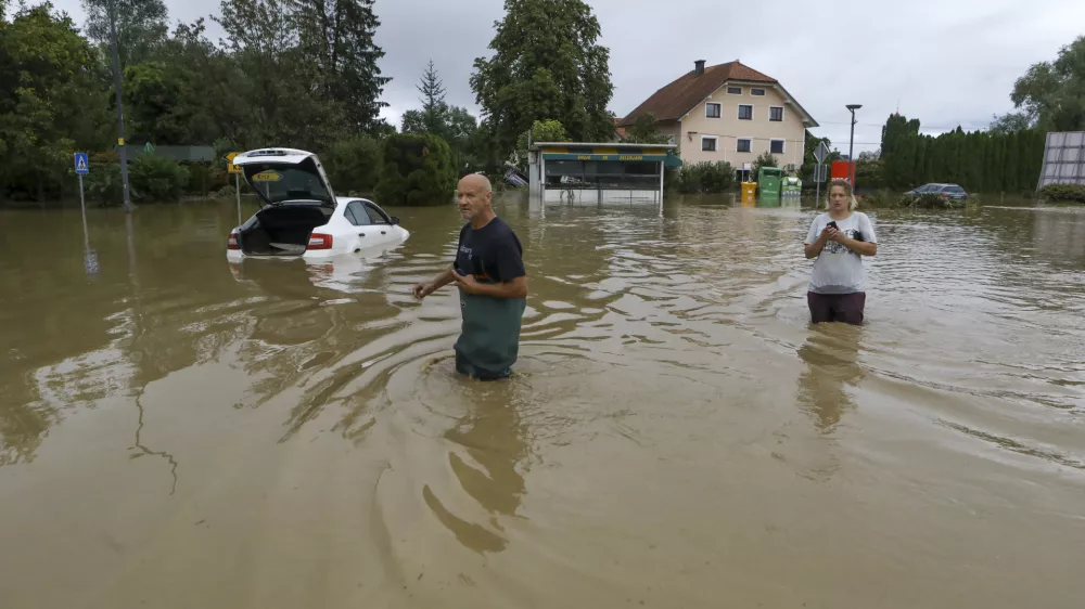 Moste pri Komendi04.08.2023 najhuj&scaron;e poplave v zgodovini Slovenije - slovenija pod vodo - poplava -PREGLED LETA 2023FOTO: Luka Cjuha