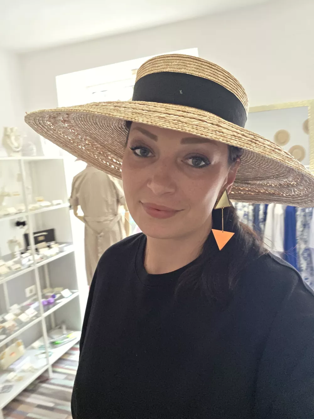 Ana Cajhen, rokodelak