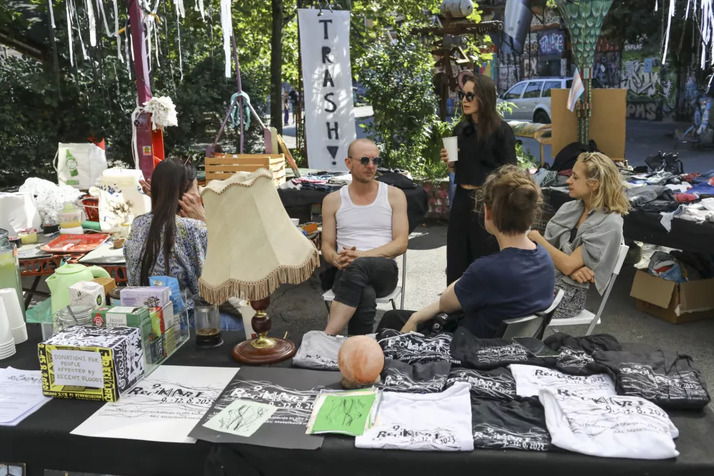 Od recikliranih odpadkov do umetni&scaron;kih del