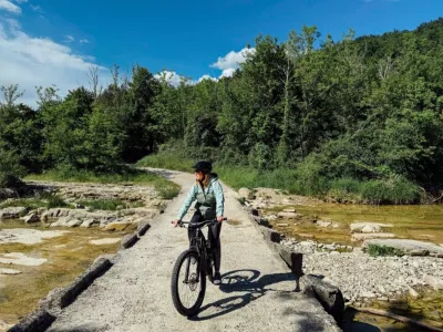 Povabilo, da se s kolesom podate na izlet, na skrajni rob koprskega podeželja in Slovenske Istre. F visitkoper
