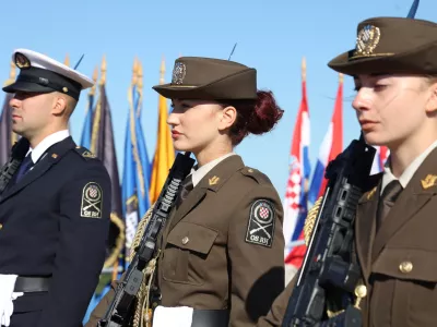05.08.2025.,Knin- Proslava obiljezavanja Dana pobjede i domovinske zahvalnosti, Dana hrvatskih branitelja i 30. obljetnice vojno redarstvene operacije Oluja. Podizanje zastave na kninskoj tvrdjavi. Photo: Dusko Jaramaz/PIXSELL