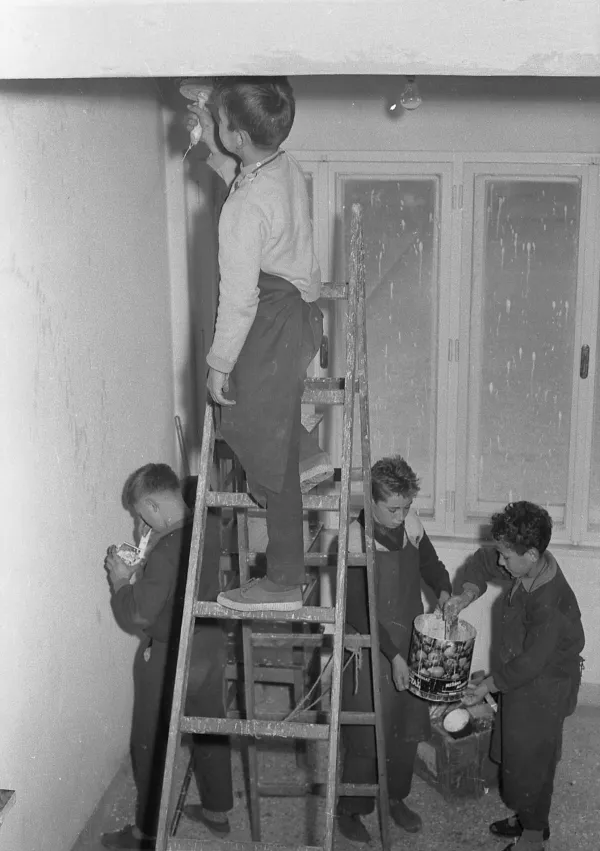 &Scaron;ola nekoč: &raquo;Za domovino!&laquo; &raquo;S Titom naprej!&laquo;