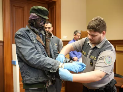 Poskus uboja brezdomke: Nasilnežu kazen zvi&scaron;ali na &scaron;est let