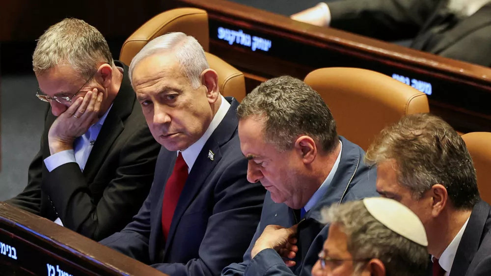 FILE PHOTO: Israeli Prime Minister Benjamin Netanyahu attends a discussion at the plenum in the Knesset, Israel's parliament, in Jerusalem, July 23, 2025. REUTERS/Ronen Zvulun/File Photo