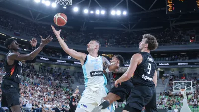 Alen Omić- 08.08.2025 - ko&scaron;arka - prijateljska tekma mo&scaron;kih reprezentanc Slovenija: Nemčija v pripravah za nastop na bližnjem evropskem prvenstvu//FOTO: Jaka Gasar