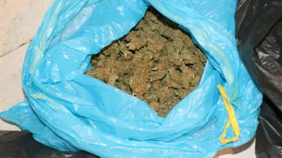 Policist zavohal 18 kilogramov konoplje