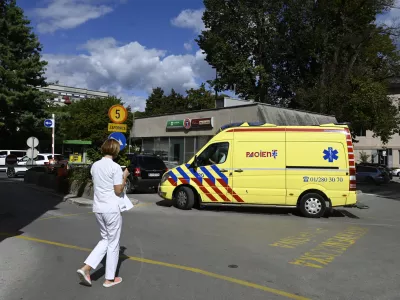 medicinska sestra - re&scaron;evalno vozilo- 22.09.2022 &ndash; simbolična fotografija &ndash; javno zdravstvo - zdravstveni sistem &ndash; zdravje &ndash; //FOTO: Nik Erik Neubauer