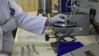 Pri &ldquo;vlečenju možganov&rdquo; Bo&scaron;tjančičev ukrep ne pomaga