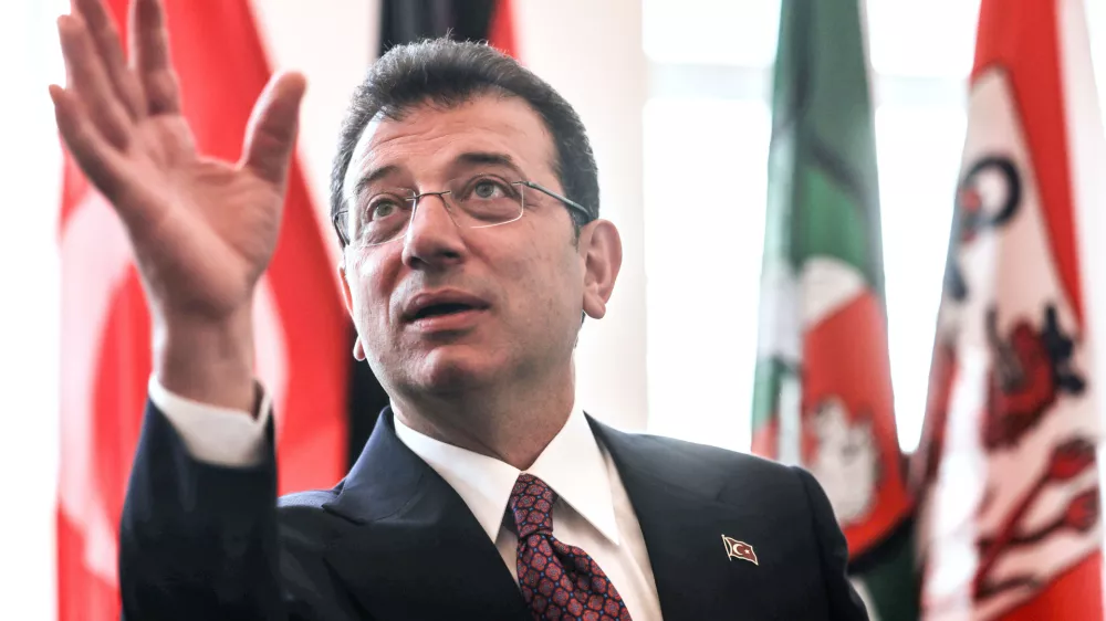FILED - 20 June 2024, North Rhine-Westphalia, Duesseldorf: Ekrem Imamoglu, Mayor of Istanbul, speaks during a reception at the city hall in Duesseldorf. Photo: Oliver Berg/dpa