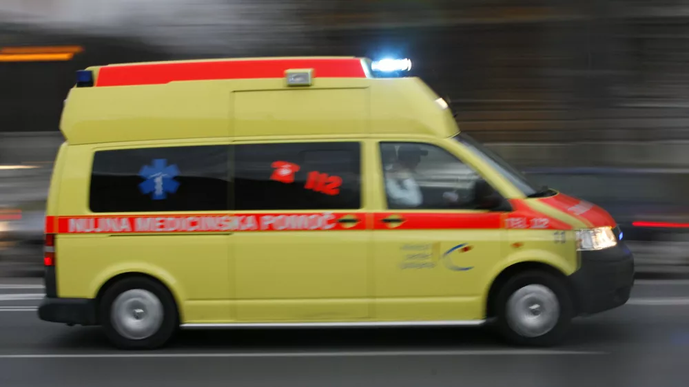 re&scaron;evalno vozilo, urgentno vozilo, re&scaron;ilec, KC,  FOTO: Matej Pov&scaron;eOPOMBA: ZA OBJAVO V ČASOPISU DNEVNIK