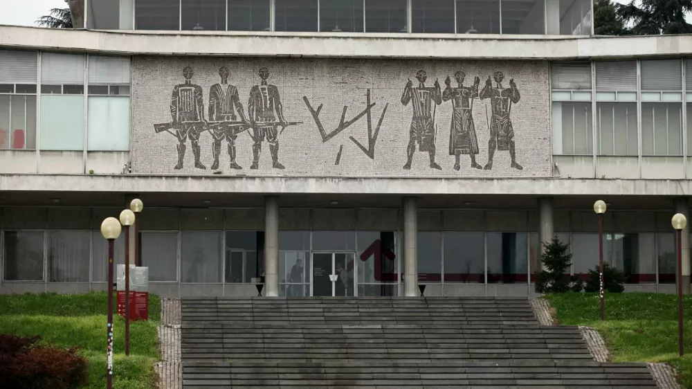 03.05.2010., Beograd, Srbija - Kuca cvijeca, mauzolej u kojem je sahranjen Josip Broz Tito. Kuca cvijeca je u sklopu Muzeja 25. maj. rPhoto: Hajrudin Merdanovic/24 sata