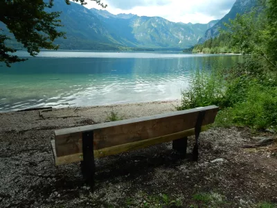 Bohinj, Bohinjsko jezero, projekt Posvoji bohinjsko klop