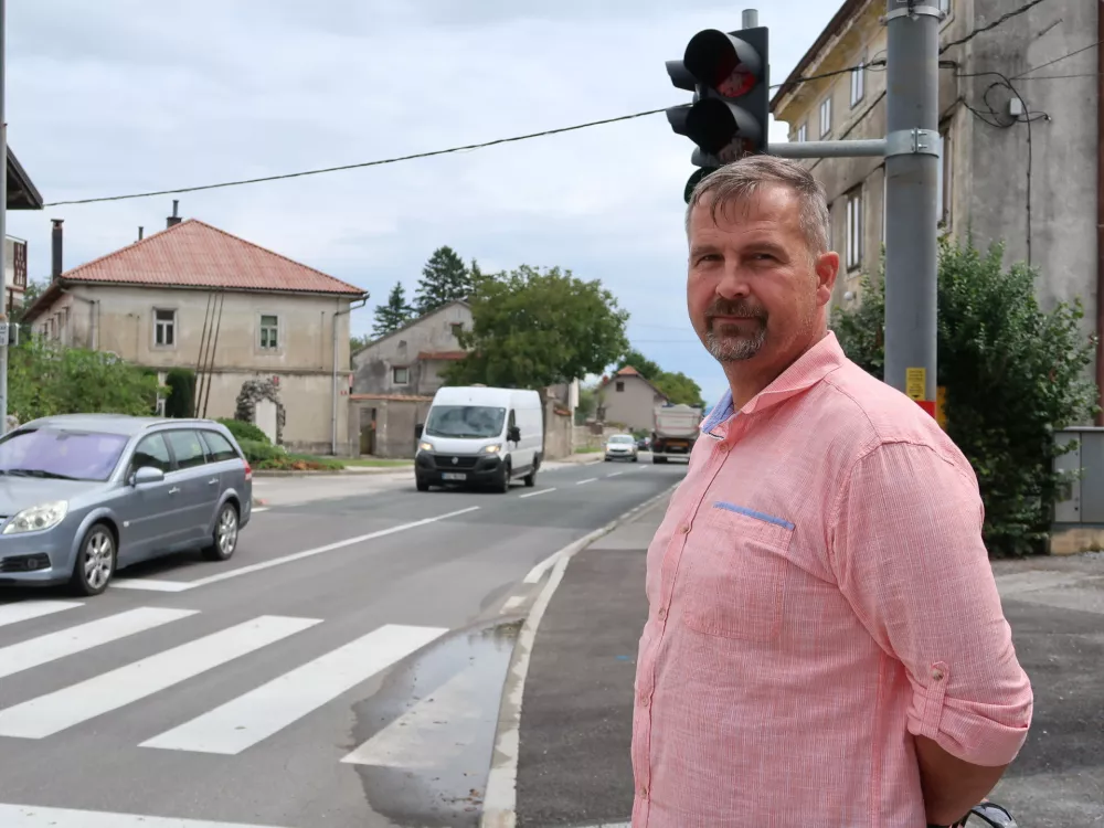 Rebernice, Podnanos, Razdrto, hitra cesta, Lozice, Podraga, kolone, promet / Foto: Nata&scaron;a Bucik Ozebek