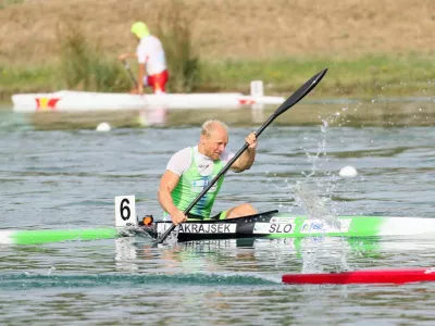 Jo&scaron;t Zakraj&scaron;ek, kajak na mirnih vodah