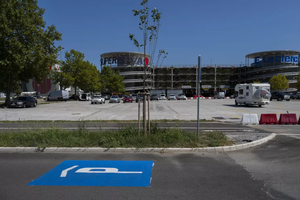 &Scaron;tevilne voznike razburja ureditev turbokroži&scaron;ča pri Supernovi na Rudniku