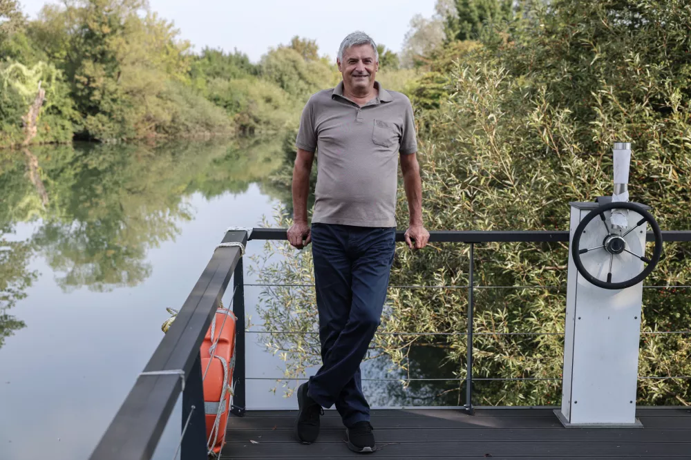 - 20.08.2025 - ogled plavajočih hi&scaron;k na Ljubljanici//FOTO: Jaka Gasar