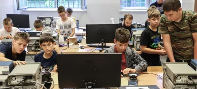 Svet sodobnih tehnologij in elektrotehnike