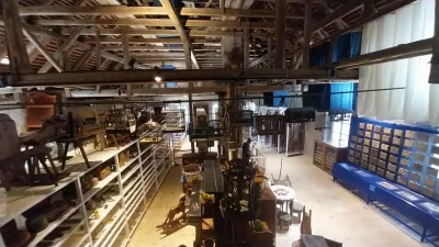 Trži&scaron;ka zgodovina med tramovi Pollakove kajže