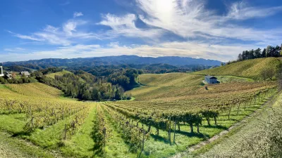 Po večini države se nam po napovedih obetajo čudoviti razgledi - le do njih moramo priti.