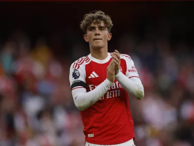 Soccer Football - Premier League - Arsenal v Leeds United - Emirates Stadium, London, Britain - August 23, 2025 Arsenal's Max Dowman celebrates after the match Action Images via Reuters/Andrew Couldridge 