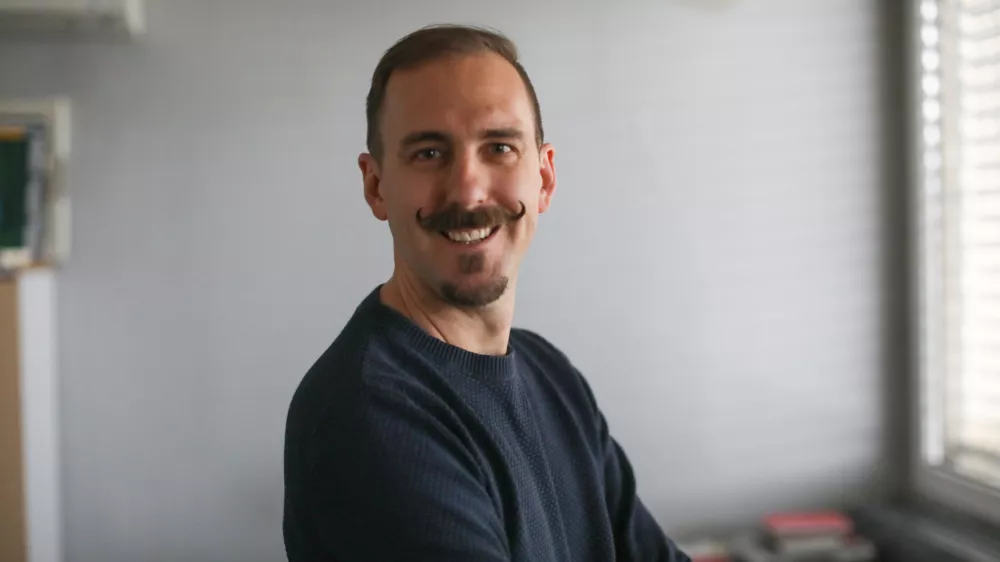 - 11.05.2023 - Aljaž Potočnik, novinar - Dnevnik&nbsp;//FOTO: Bojan Velikonja