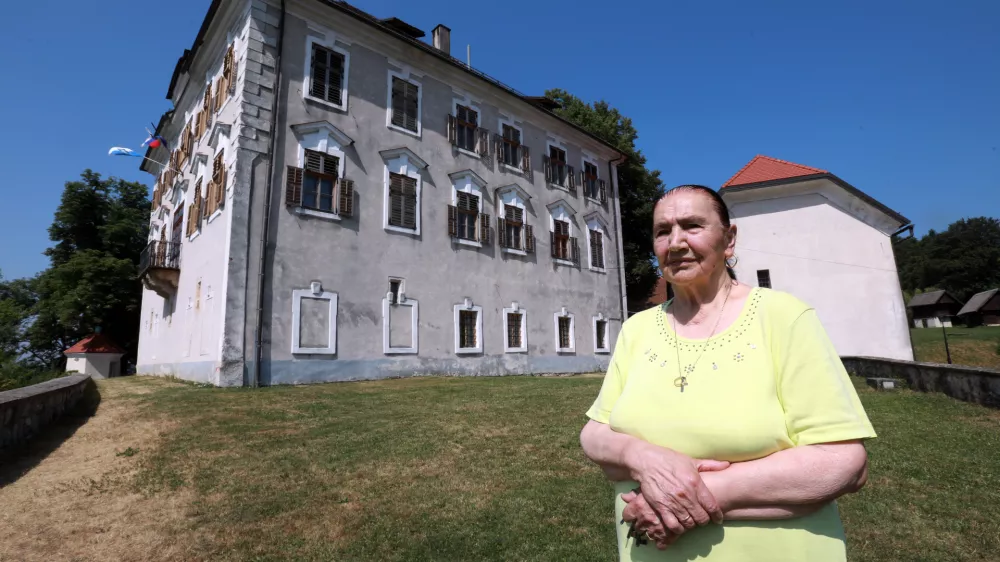 Milkina zgodba med grajskimi zidovi: &raquo;Tudi plenice sem v mrzlem potoku prala na roke&laquo;