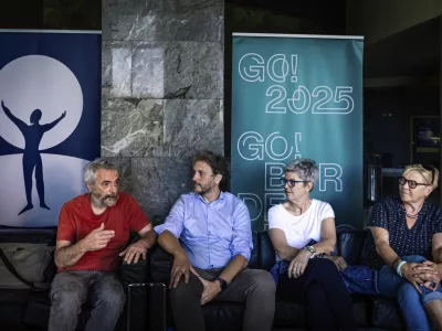 Majhna vasica kot križi&scaron;če življenjskih usod