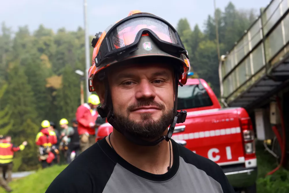 Re&scaron;evalne ekipe iz Slovenije in tujine so se pomerile v različnih izzivih