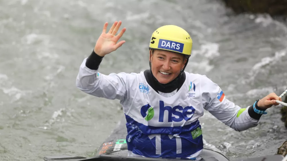 Eva Alina Hočevar30.8.2025 - Svetovni pokal v slalomu na divjih vodah TacenFoto: Luka Cjuha