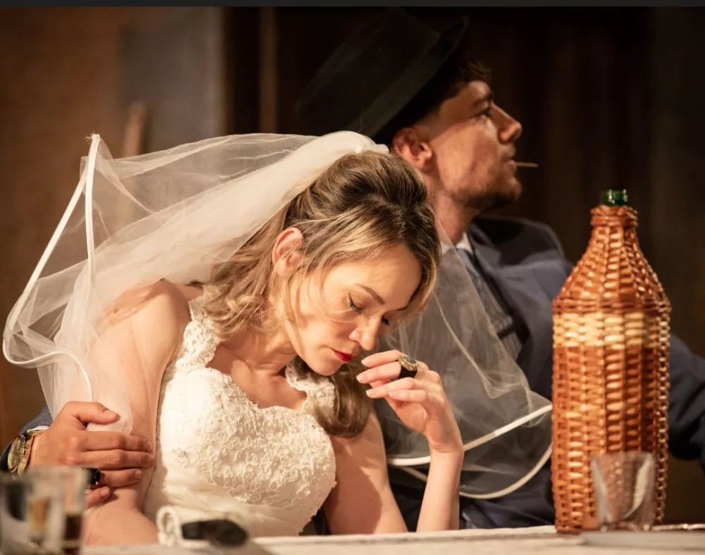 Županova Micka v režiji Vita Tauferja. F Gledali&scaron;če Koper