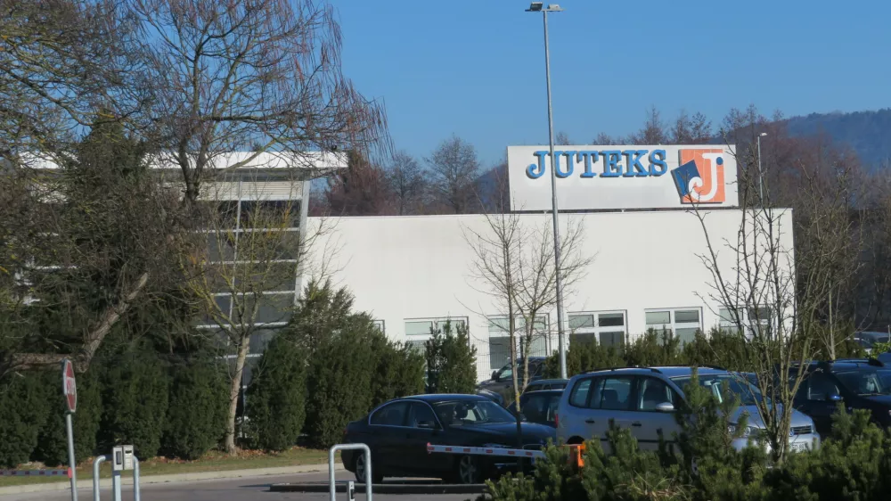 Poslovna stavba Juteksa v bližini Žalca