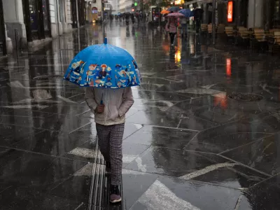 Podnebne spremembedepresijavarnostotrocistiskazlorabanasilje v družini- 16.04.2024 - sneg v LjubljaniFOTO: Nik Erik Neubauer / Foto: Nik Erik Neubauer