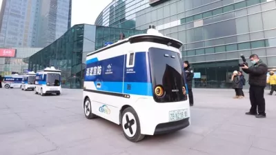 Kitajska, samovozeči policijski avto. Foto: Visual China Group