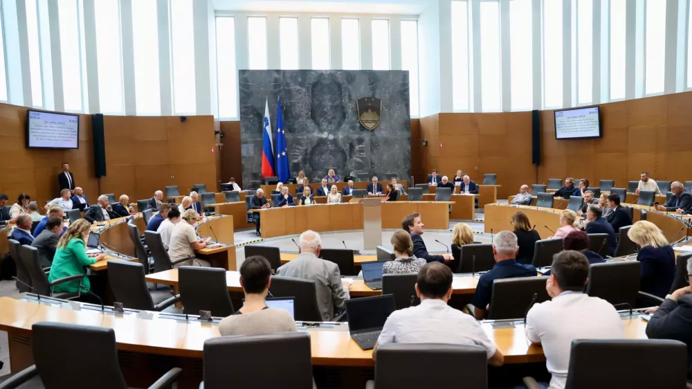 Državni zbor Republike Slovenije.