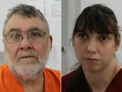 Zakonca Kahl so aretirali zaradi suma hude zlorabe petih otrok, starih med pet in 14 let. 