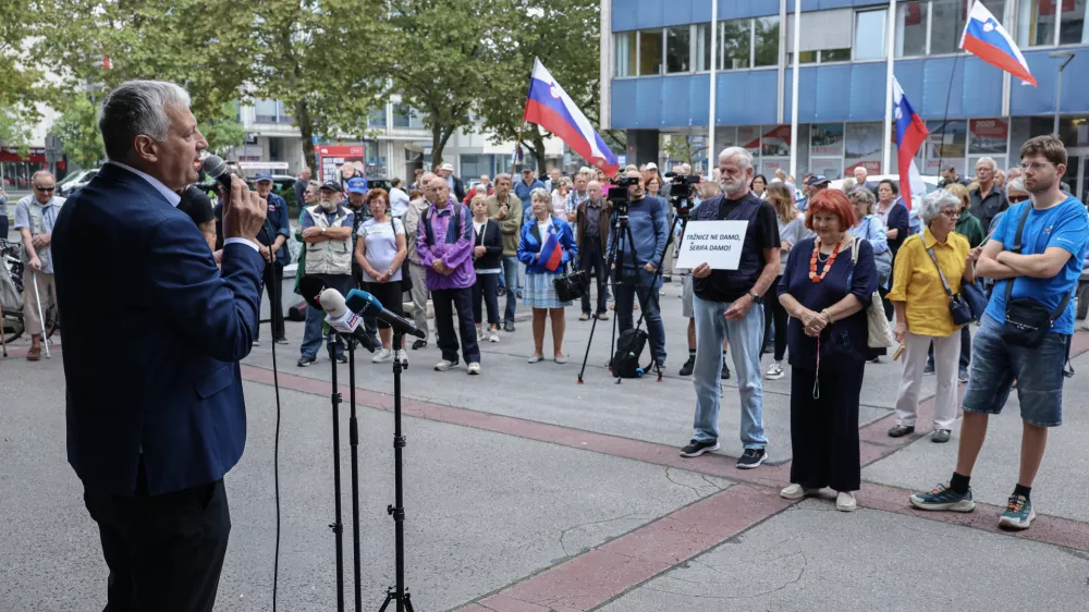 Ale&scaron; Primc- 04.09.2025 - Shod proti Jankovićevi gradnji nevarne garažne hi&scaron;e pod Ljubljansko tržnico//FOTO: Jaka Gasar