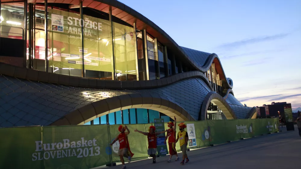 - &Scaron;portni park Stožice 2013 -  EuroBasket 2013 - evropsko prvenstvo v ko&scaron;arki - ko&scaron;arkarski navijači - kompleks - stavba//FOTO: Luka Cjuha