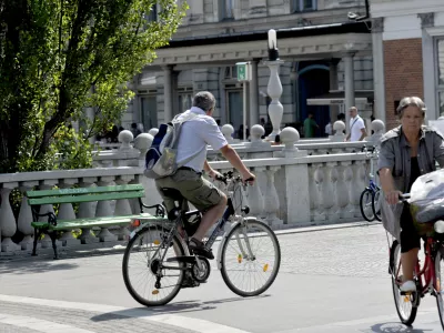 Tromostovje, kolesar, kolesarji, Ljubljana   //FOTO: Tomaž Zajel&scaron;nik