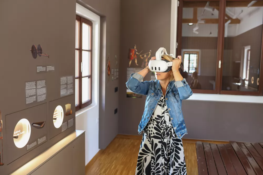 Z vlakom skozi zgodovino Vrhnike