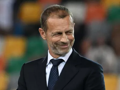 Soccer Football - UEFA Super Cup - Final - Paris St Germain v Tottenham Hotspur - Bluenergy Stadium, Udine, Italy - August 13, 2025 UEFA President Aleksander Ceferin during the UEFA Super Cup medal ceremony REUTERS/Jennifer Lorenzini